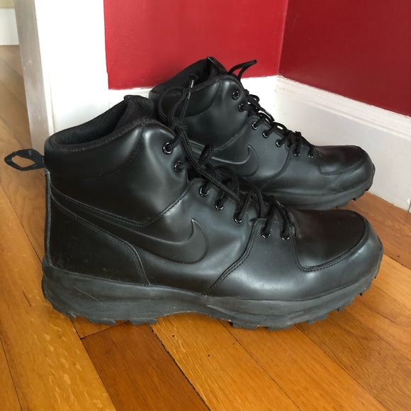 nike manoa boots waterproof